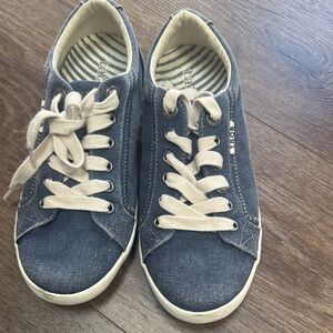 Taos Denim Casual Sneakers size 8
